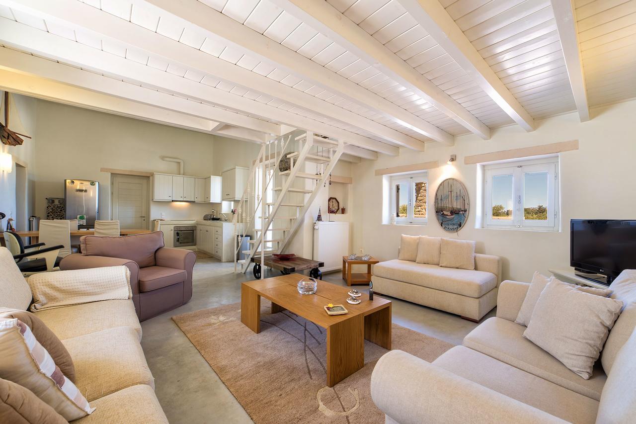 Villa Filizi - Filizi Naoussa Paros Santa Maria  Eksteriør billede