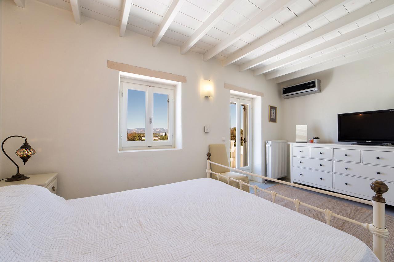 Villa Filizi - Filizi Naoussa Paros Santa Maria  Eksteriør billede